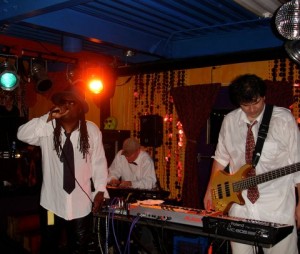 Wedlock At Juggling Gypsy 0904