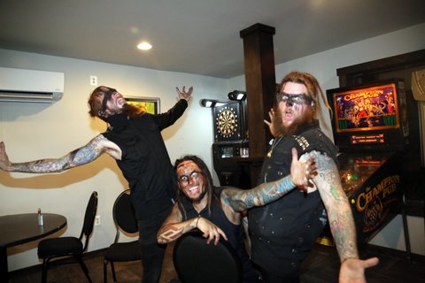 Dead Horse Trauma w/ Jiggy Jaguar Hutchinson Kansas Rusty Needle Sports Bar
