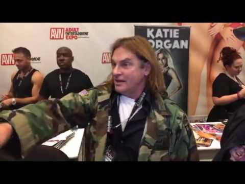 PORN STAR EVAN STONE W/ JIGGY JAGUAR AVN EXPO 2017 LAS VEGAS NV