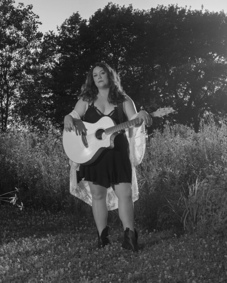 Jillian Riscoe Interview + Live Show Preview at Gilley’s Park City